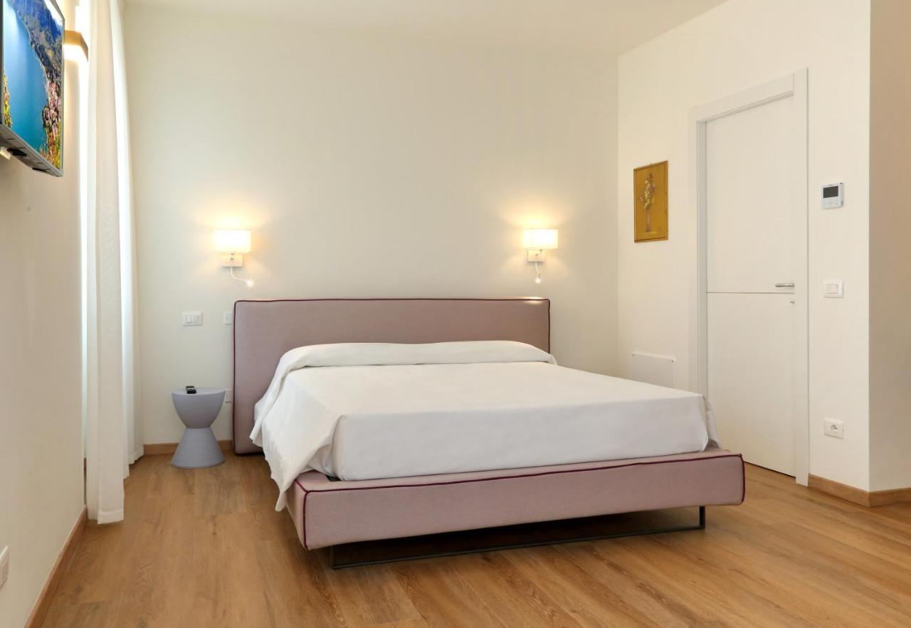 Ancora Suites Bardolino Buitenkant foto